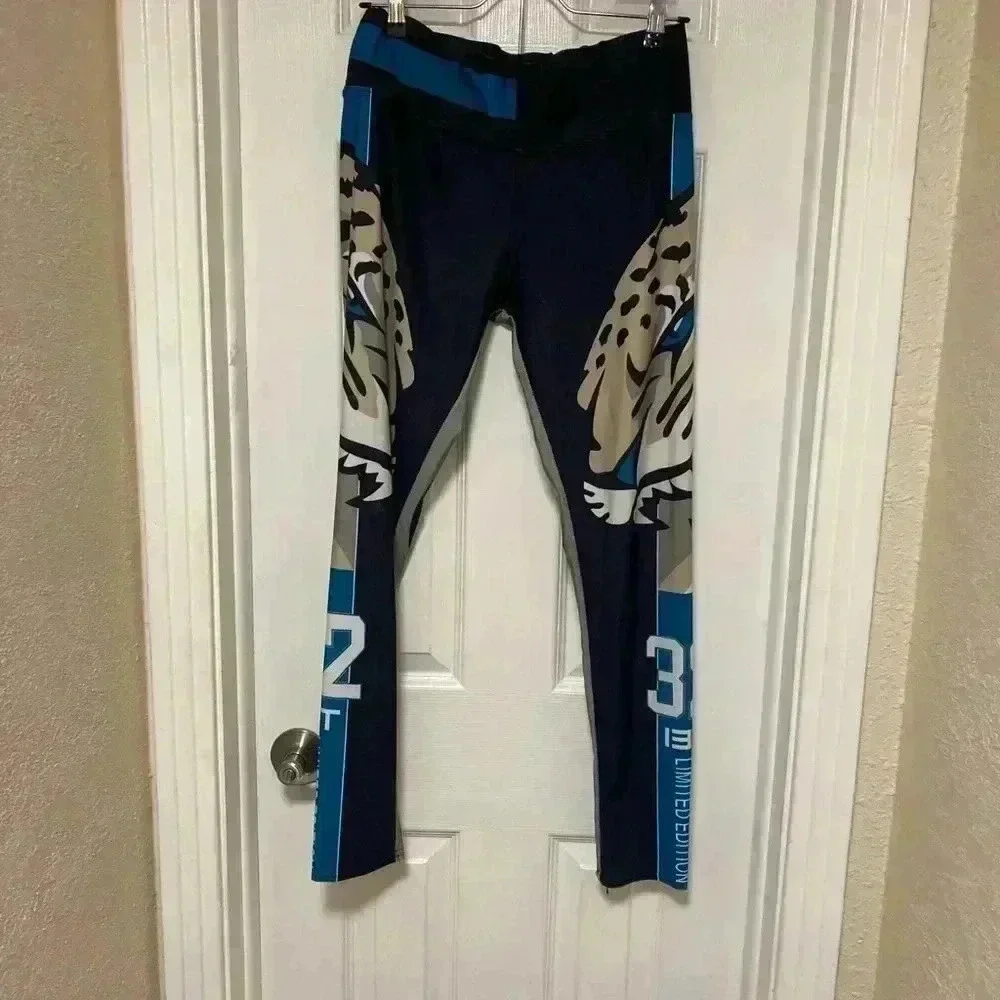 🐆🔥Jaguars women’s leggings size XL🐆🔥